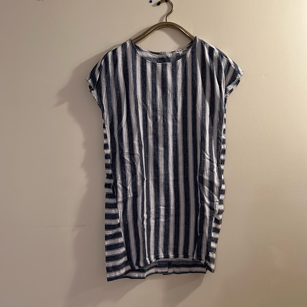 Madewell linen style dress.